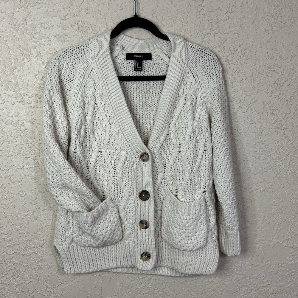 Forever 21 Women Chunky Cable Knit Cardigan Sweater Sz S Cream Preppy Fisherman